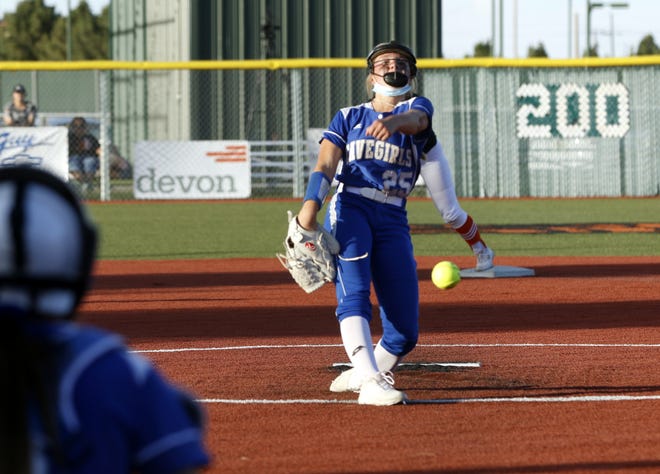 Carlsbad's Faith Aragon pitches against Artesia on May 25, 2021. Aragon celebrated her 16th birthday with nine strikeouts and led the Cavegirls to a 10-4 victory over Artesia, the Bulldogs' first loss of the season.