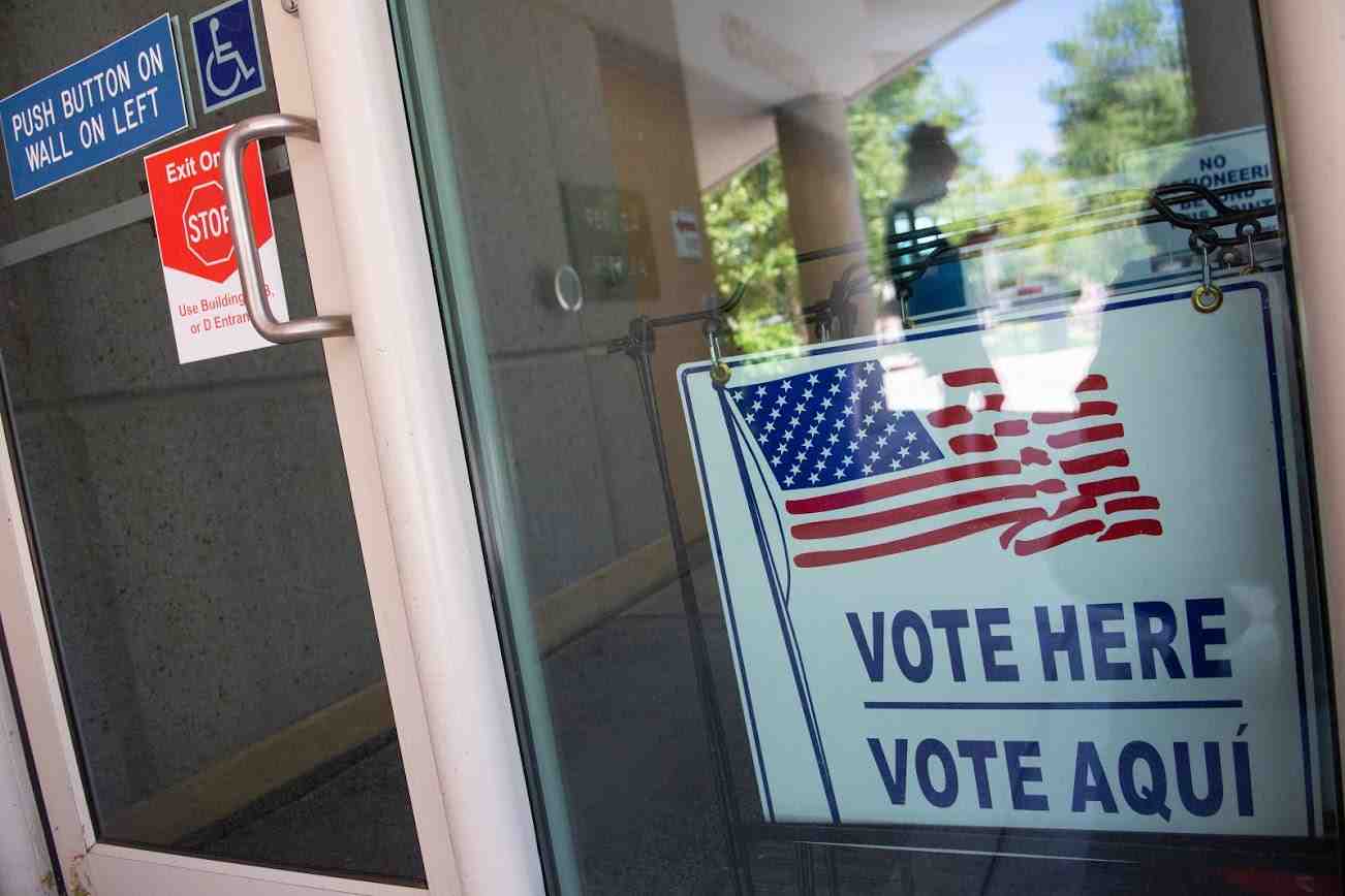 Early voting centers open on Saturdays near Encinitas
